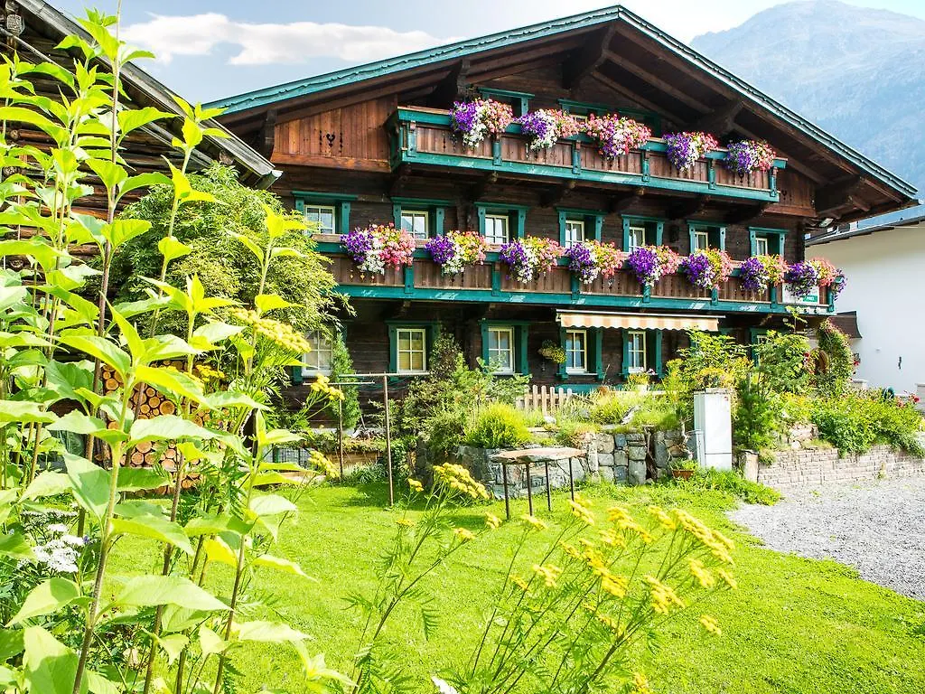 Ferienwohnung Altes Holzhaus Sölden
